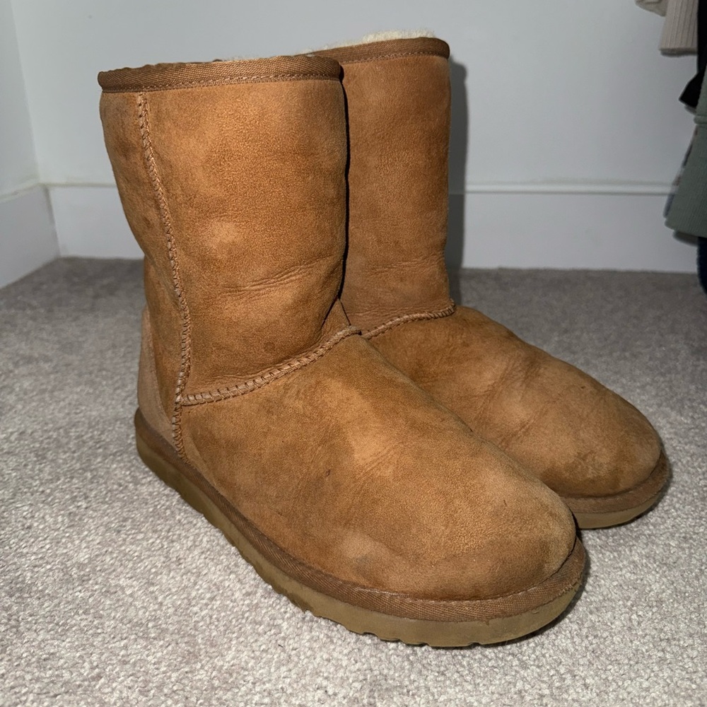 UGG Classic Short Boots
